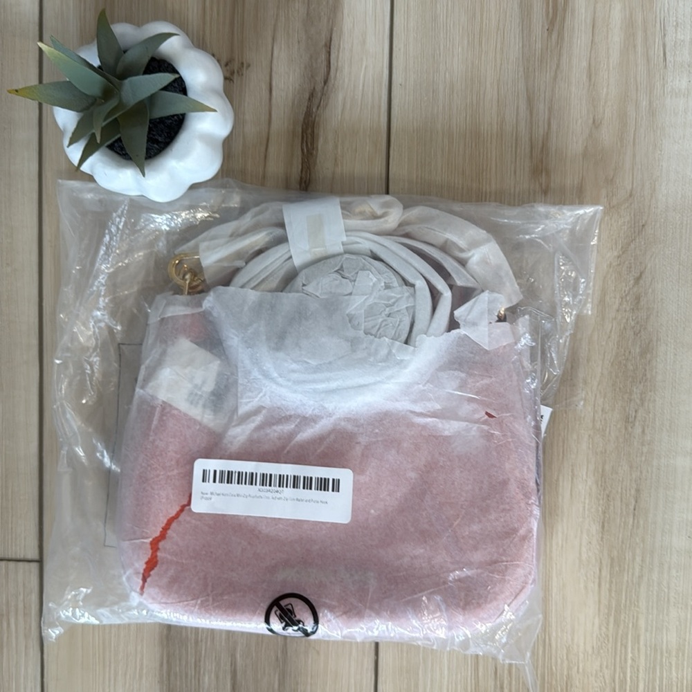 Michael Kors CORA MINI Zip Pouchette Shoulder Crossbody Bag Poppy - Picture 14 of 14